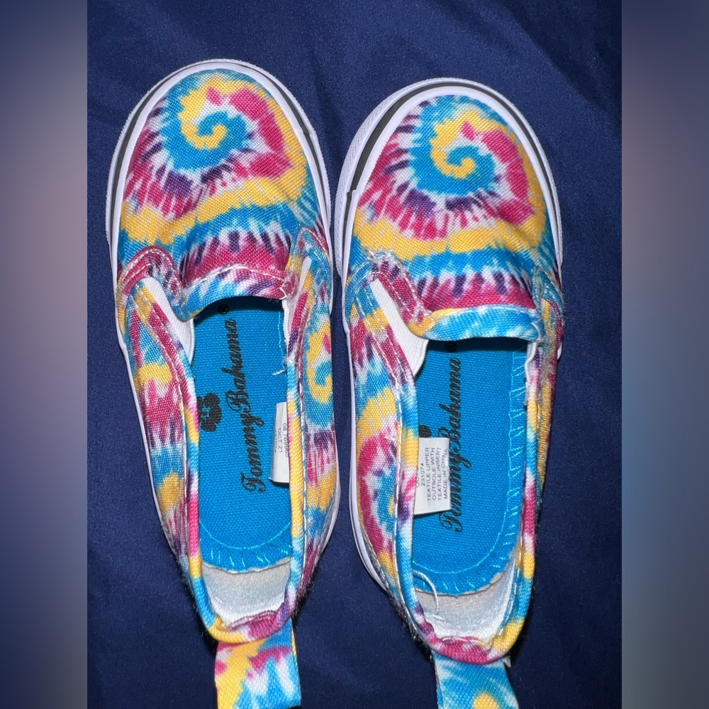 tommy bahama slip ons
